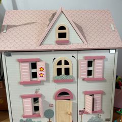 Little Dutch doll house