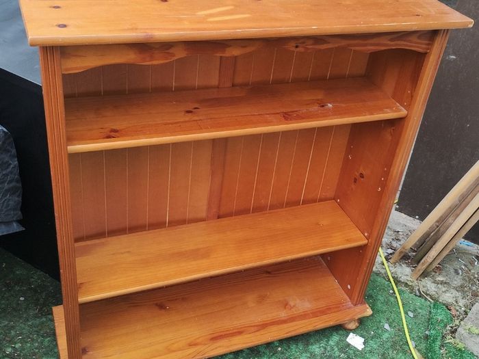 Small shelf Unit (26236)