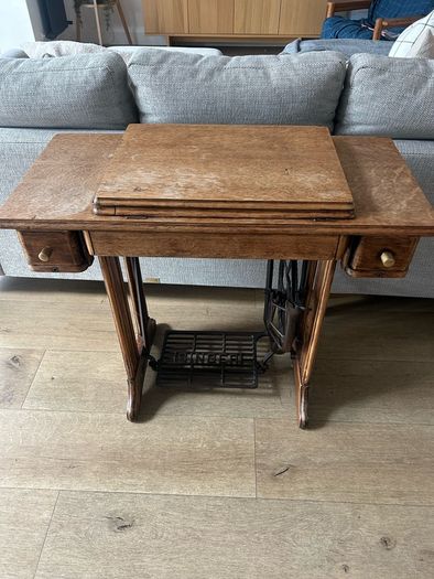 Singer Sewing Machine 1925