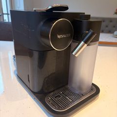 Delonghi Gran Lattissima Nespresso Machine - Read Description