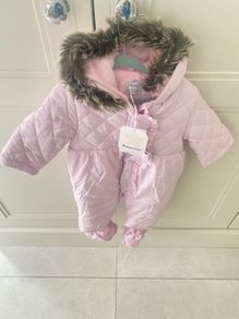 Pramsuit/Snowsuit size 3-6 months New with tags