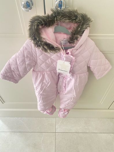 Pramsuit/Snowsuit size 3-6 months New with tags