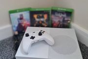 Xbox One S 1TB, Bundle