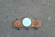 coat holder with mirror
