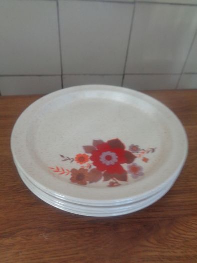 Side Plates x 5 for Sale