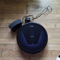 Robot vacuum cleaner