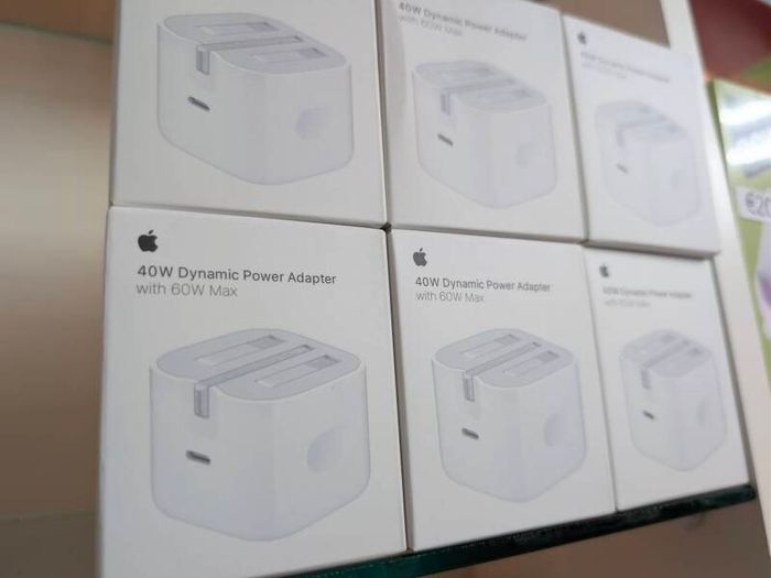 Apple iphone Charger 40W Dynamic Power Adapter