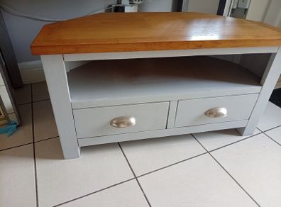 Tv unit