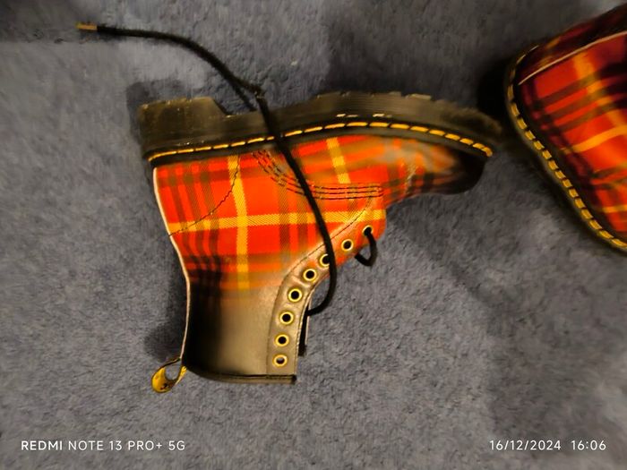 shoes Dr. Martens