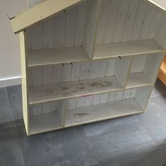 Bookshelf