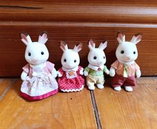 Sylvanian rabbit family