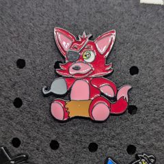 Foxy fnaf enamel pin