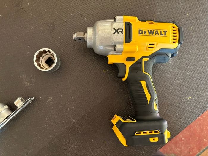 DeWalt Brushless impact wrench