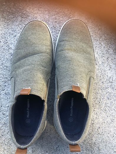Hush puppies shoes sized 11