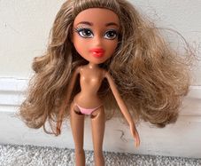 Bratz Study Abroad Yasmin Travels To Brazil Doll MGA Used Please see photos