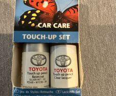 Toyota Avensis from 08 model Touch Up paint
