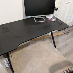 JYSK Gaming Table