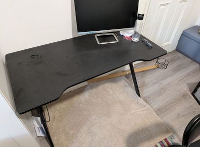 JYSK Gaming Table