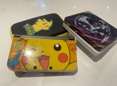 Custom Design Pikachu Nintendo 3DS XL Bundle