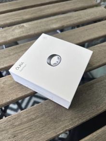 Oura ring 4 stealth unopened