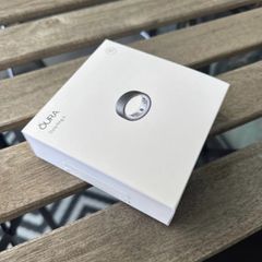 Oura ring 4 stealth unopened