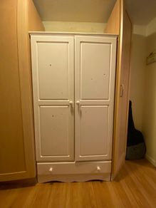Free wardrobe