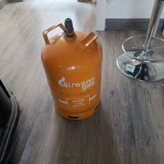 Yellow Drum  Of Gas Bottle ( Please Read Ad )