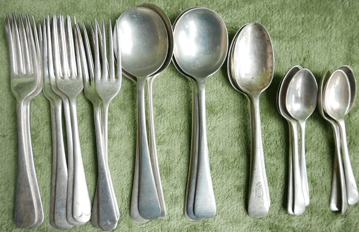 Vintage Cutlery Set