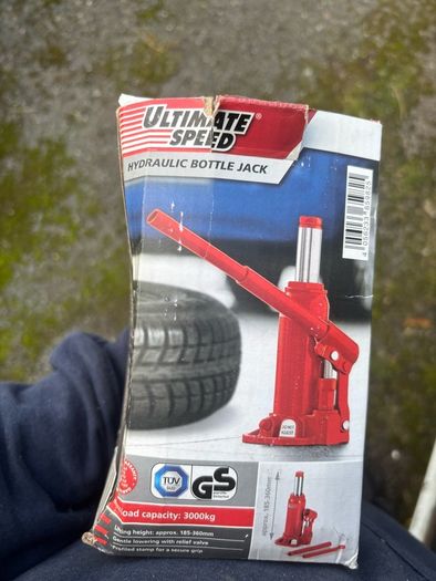 Torque wrench and  jack
