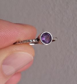 Silver ring size J 1/2