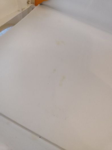 Baby changing unit with integrated bath