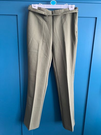 Mango ladies straight leg trousers. Size 8