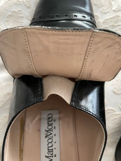 Marco Moreo Vintage Black Leather Tassel Loafers - Size 38.5 - Block Heel - Brogue Detail