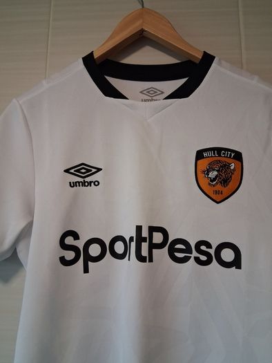 Hull City Jersey. Official Umbro Hull City FC Away Jersey.Collect In Dublin Or Receive Via Post.