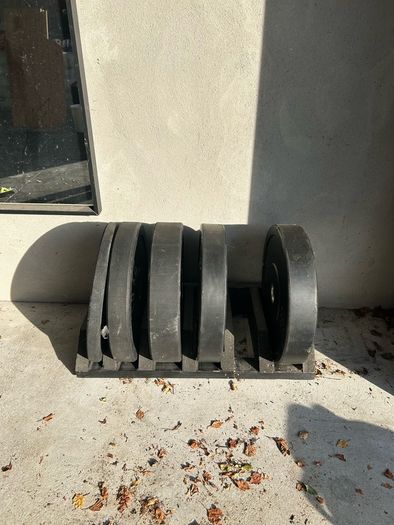 Bumper plates weight storage