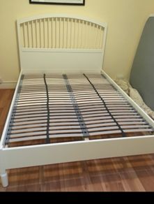 King size bed