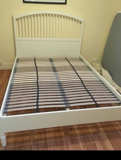 King size bed