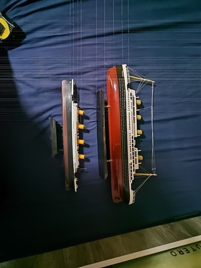 2 Titanic Models (read Description)