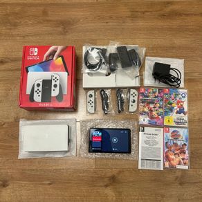 Nintendo switch oled like new