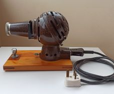 Carl Zeiss Jena Vintage projector  in original box and perfect working order