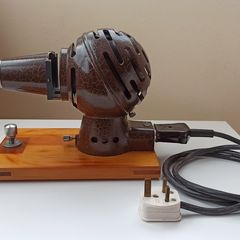 Carl Zeiss Jena Vintage projector  in original box and perfect working order