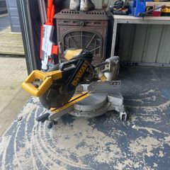 dewalt mitre saw