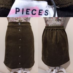 Beautiful Pieces Skirt, New