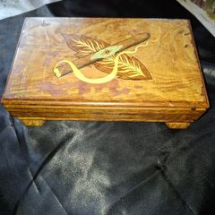 Vintage Wooden Musical Cigar and Cigarette Box, Cigar and Tobacco Leaves on the Lid., when Opened it Plays Music., a beautiful collectors lot,