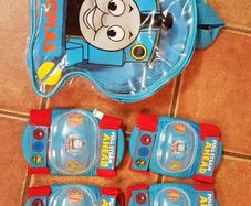 Thomas the Tank Knee and Elbow Pads