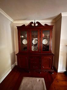Solid  Wood Cabinets