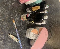 nail light and polish
