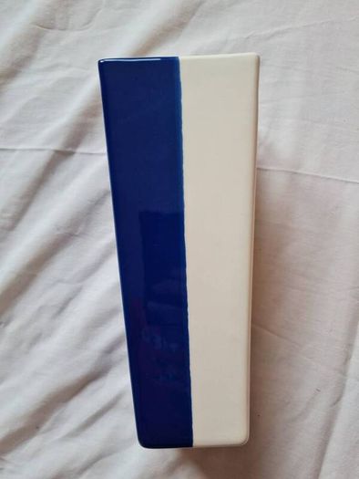 avoca blue large 30cm square vase Stratford blue brand new
