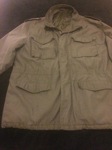 Parker Style Jacket/Size: Large.. "SALE" Heavily Reduced Price