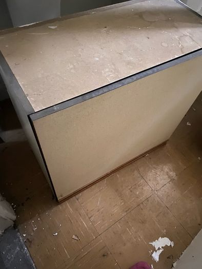 Wall cabinet